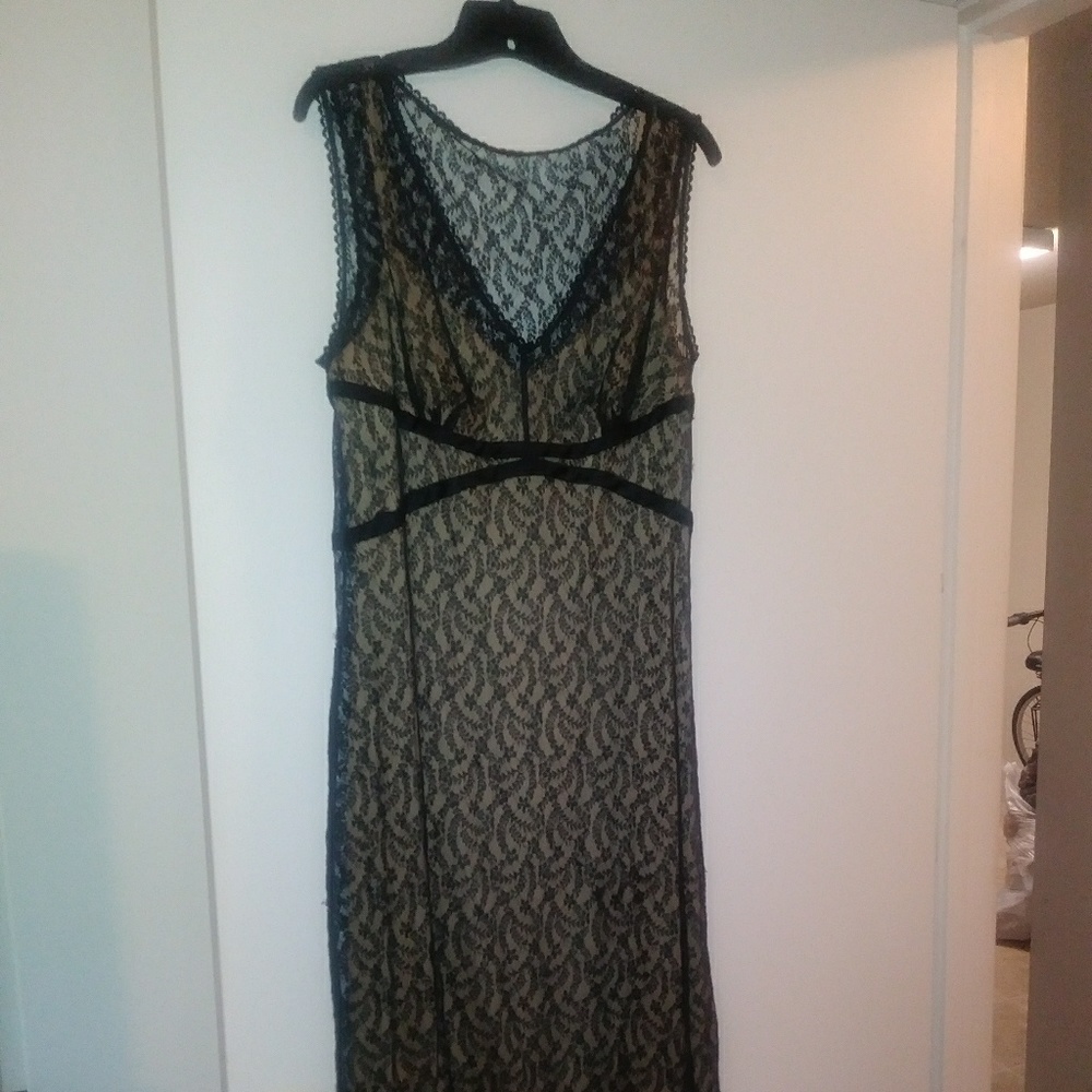 Express black lace dress